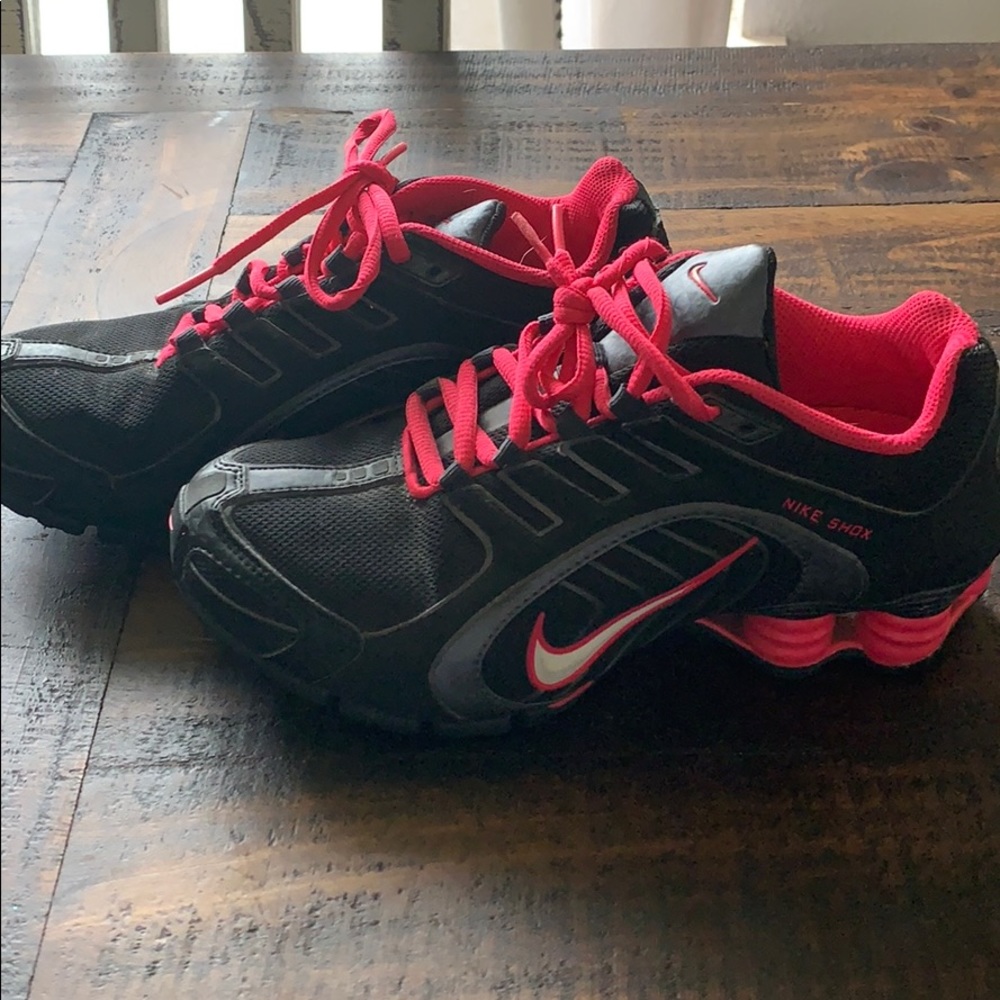 Wines Nike running shoes